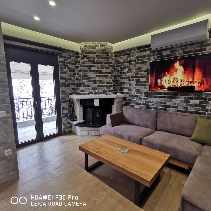 Family Apartment Zornitsa Nea Fokea Ngoại thất bức ảnh